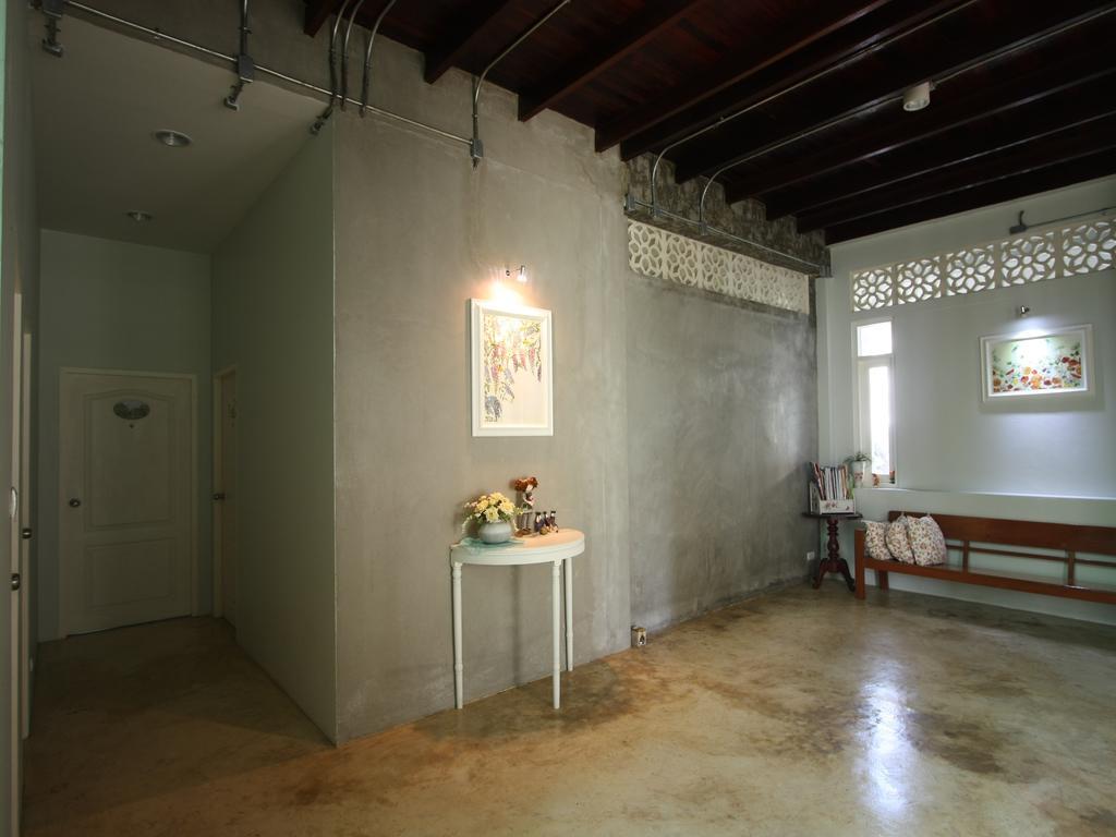 Lada House Bed & Breakfast Lampang Exterior photo