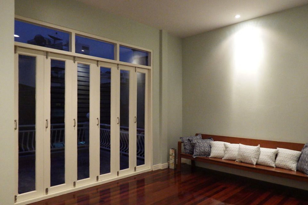 Lada House Bed & Breakfast Lampang Exterior photo